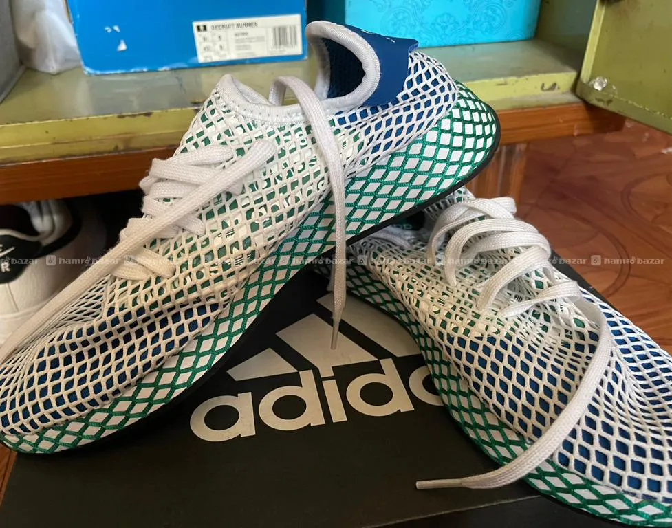 deerupt runner fake