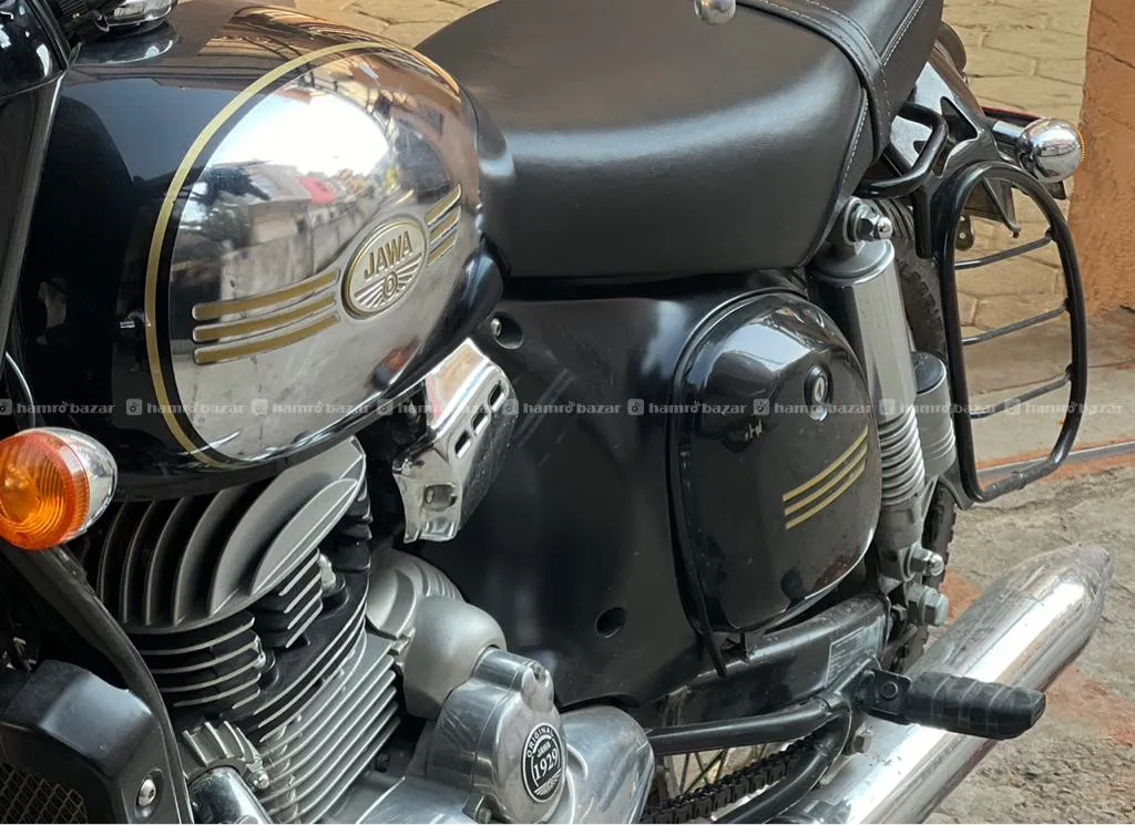 Jawa 300 Classic for Rs.400000 - Hamrobazar