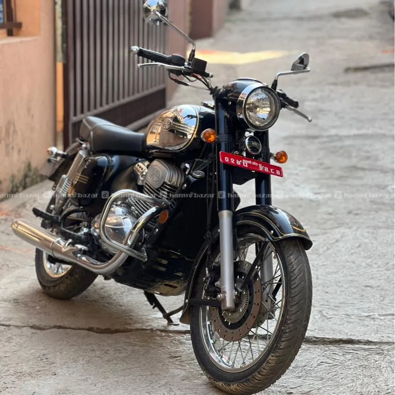 Jawa 300 Classic for Rs.400000 - Hamrobazar