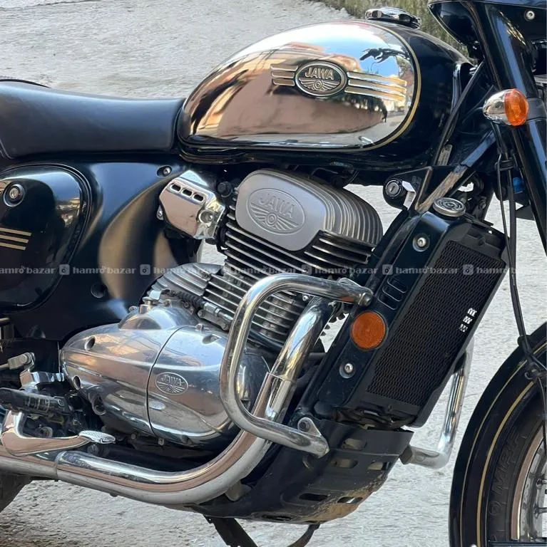Jawa 300 Classic for Rs.400000 - Hamrobazar