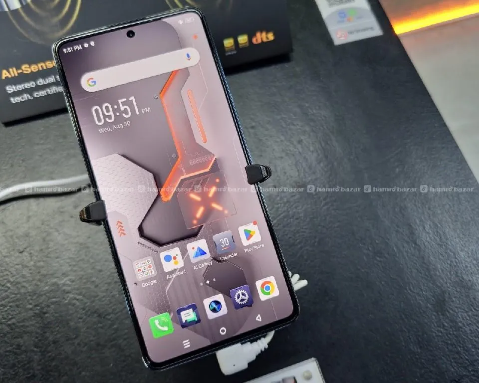 Gamming smartphone Infinix GT 10 pro 1
