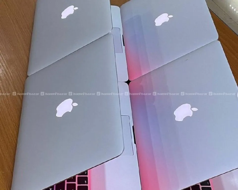 Mac book pro 2020 i7 16gb ram 512gb 13inch 1