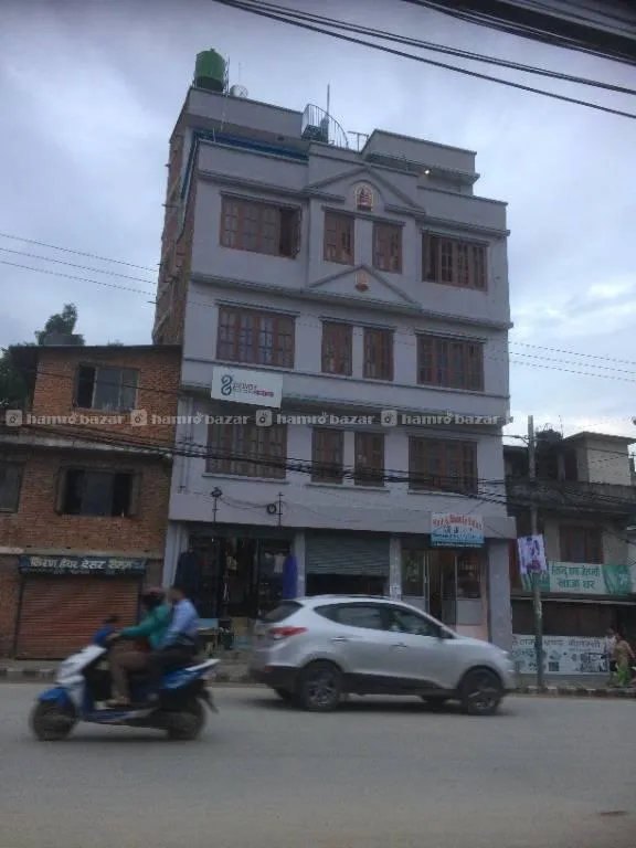 Room or flat Tolet for business purpose only