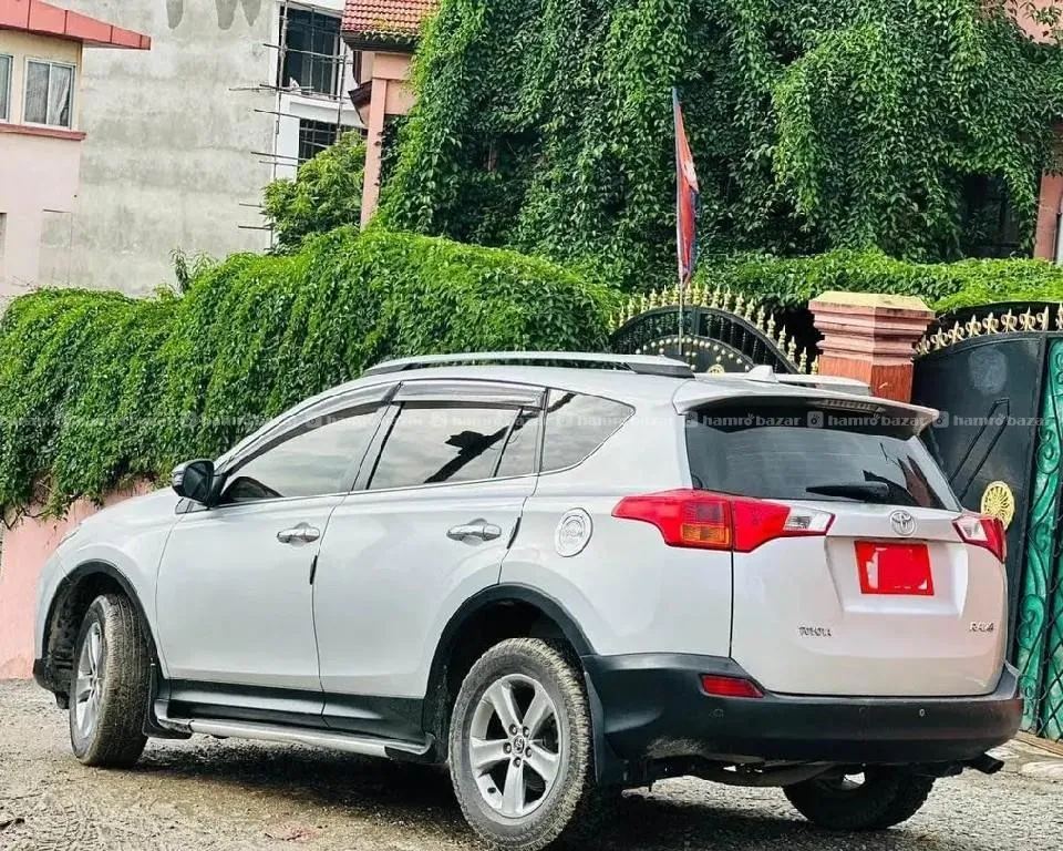 Toyota RAV4 4WD 5
