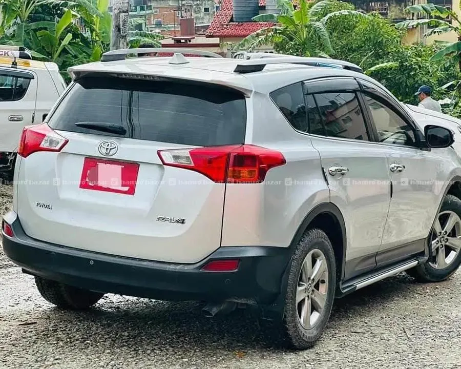 Toyota RAV4 4WD 3