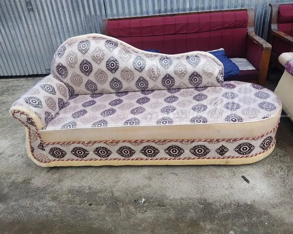 hamrobazaar.com