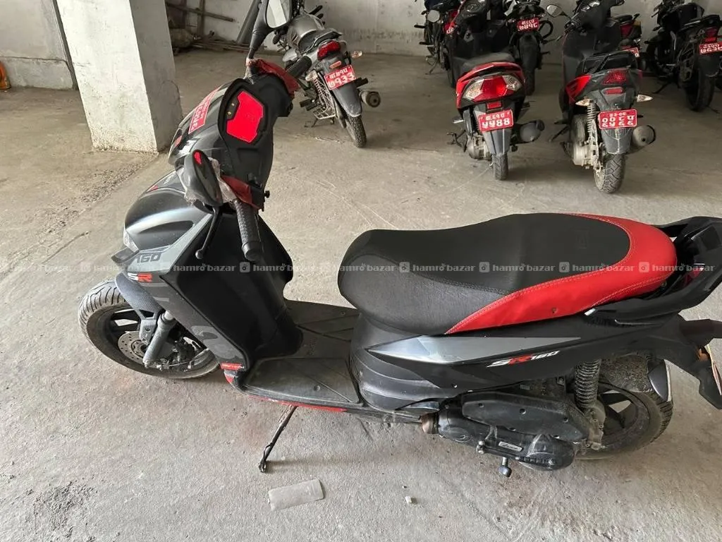 Aprila scooter Aprilia 160 6