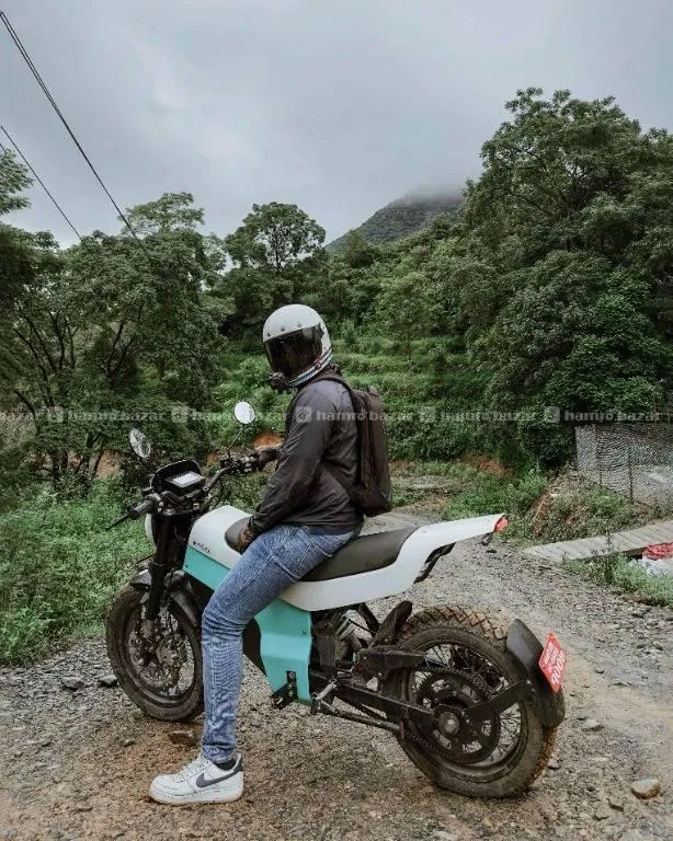 Yatri P1 Series 2 + Bell Bullitt Helmet