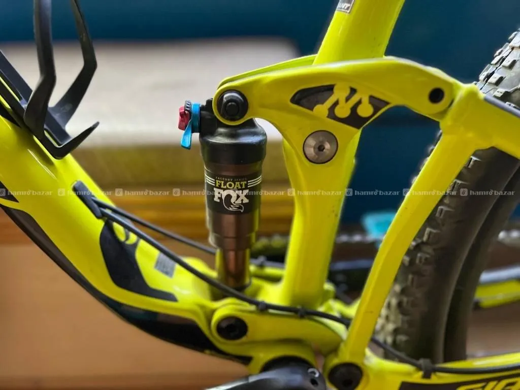 Giant Anthem MTB cycle (ADVANCED) 4