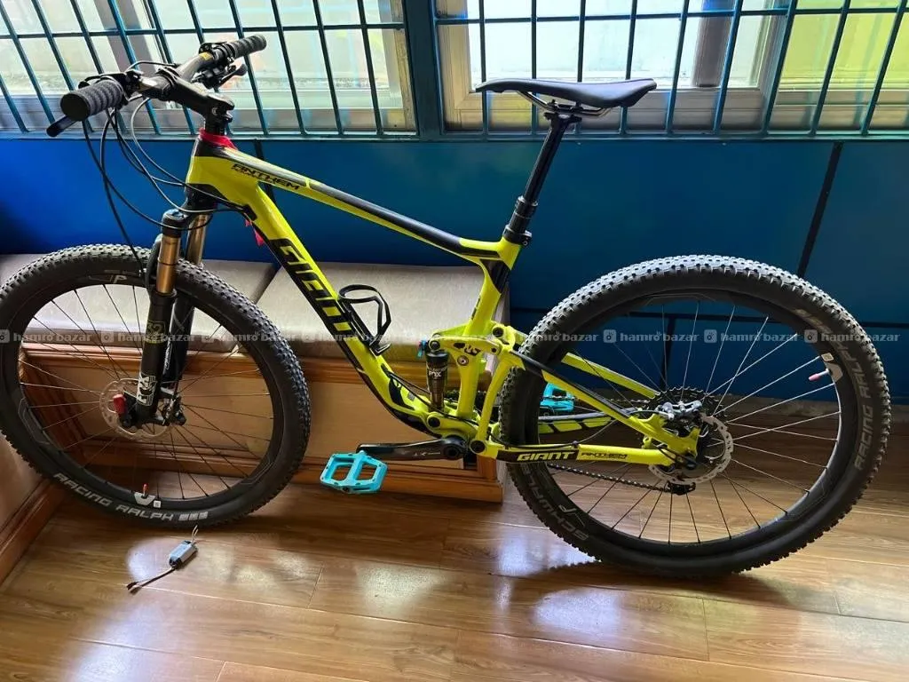 Giant Anthem MTB cycle (ADVANCED) 2
