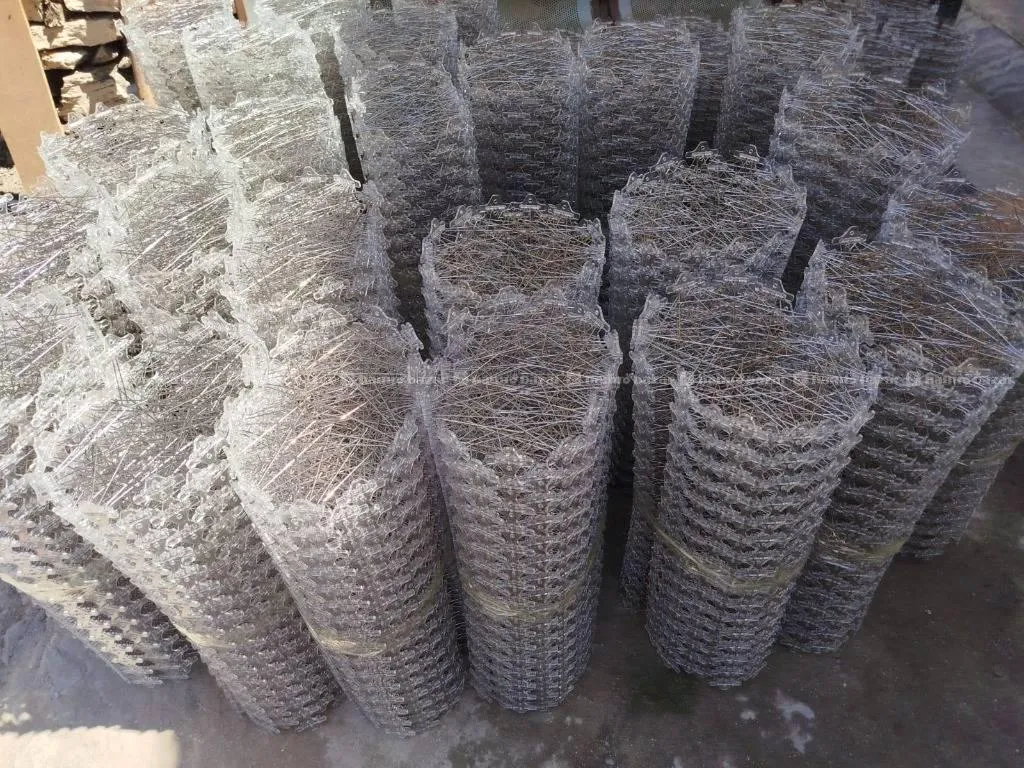 bird spikes installation 2