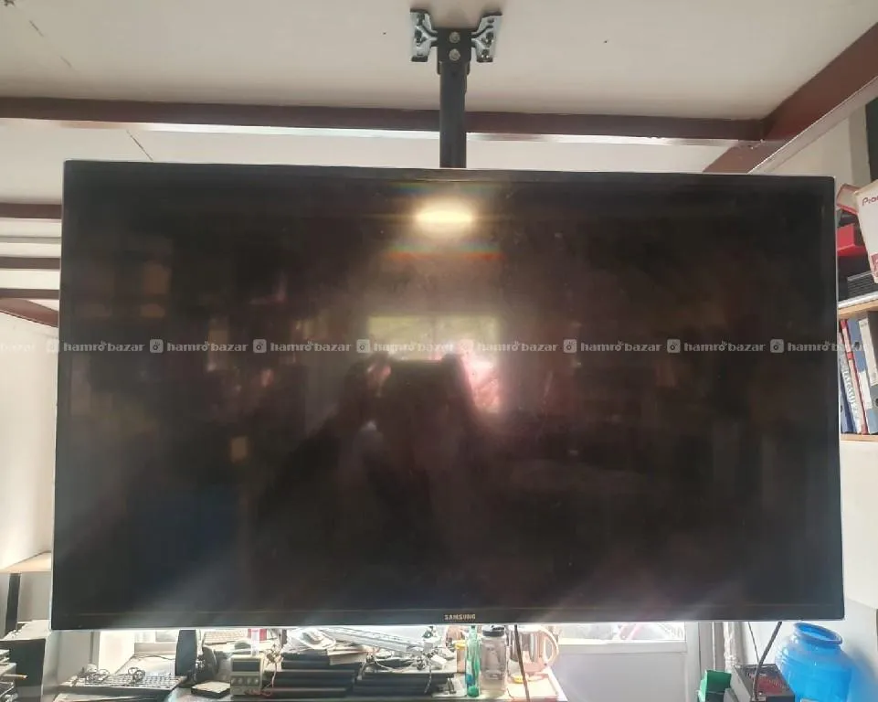Samsung UA40F6400 40-inch 3D Smart TV 3