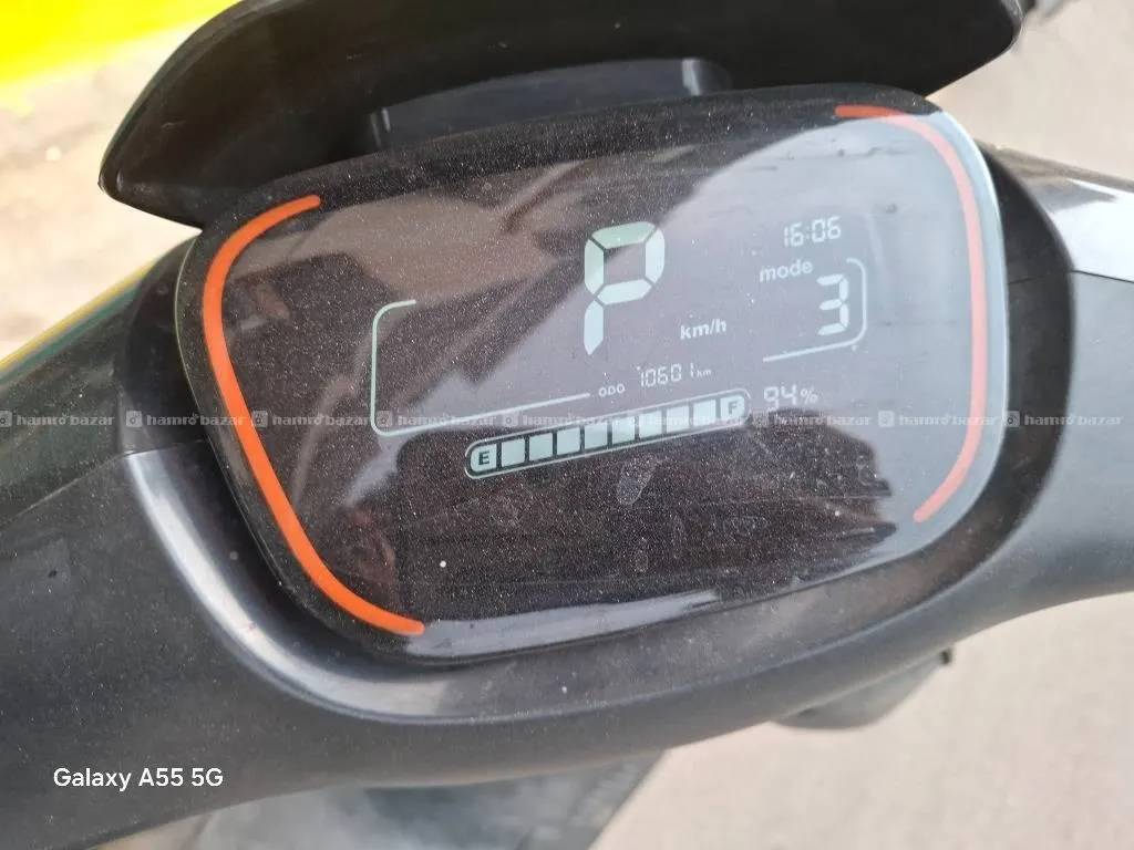 Segway E100, Electric Scooter - Photo 2