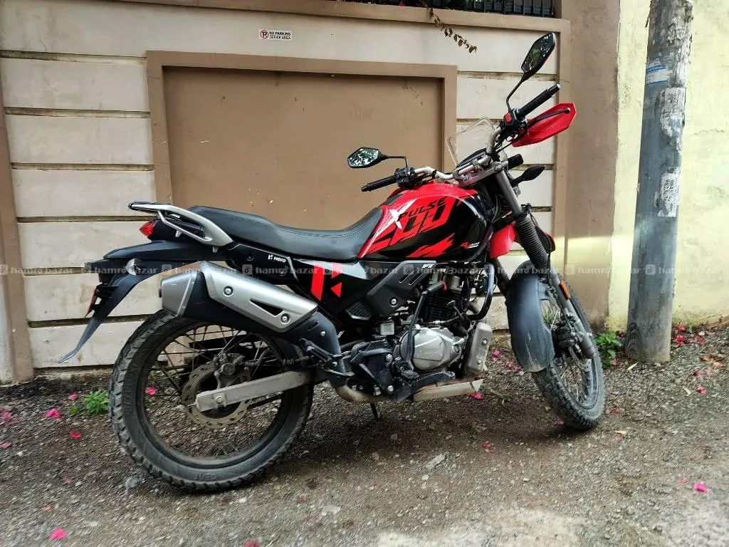 Hero Xpulse 200 4V FI - 8984 KM 1