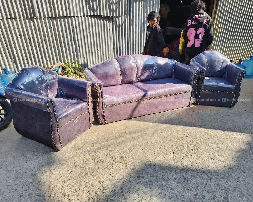 hamrobazaar.com