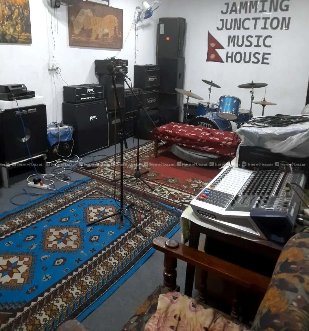 jamming junction music house