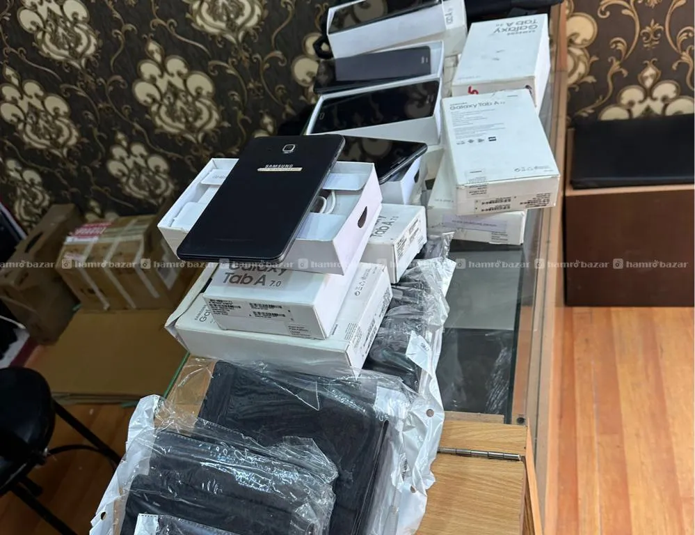 Samsung tab 
Full fresh with box✅cover✅charger✅ 5