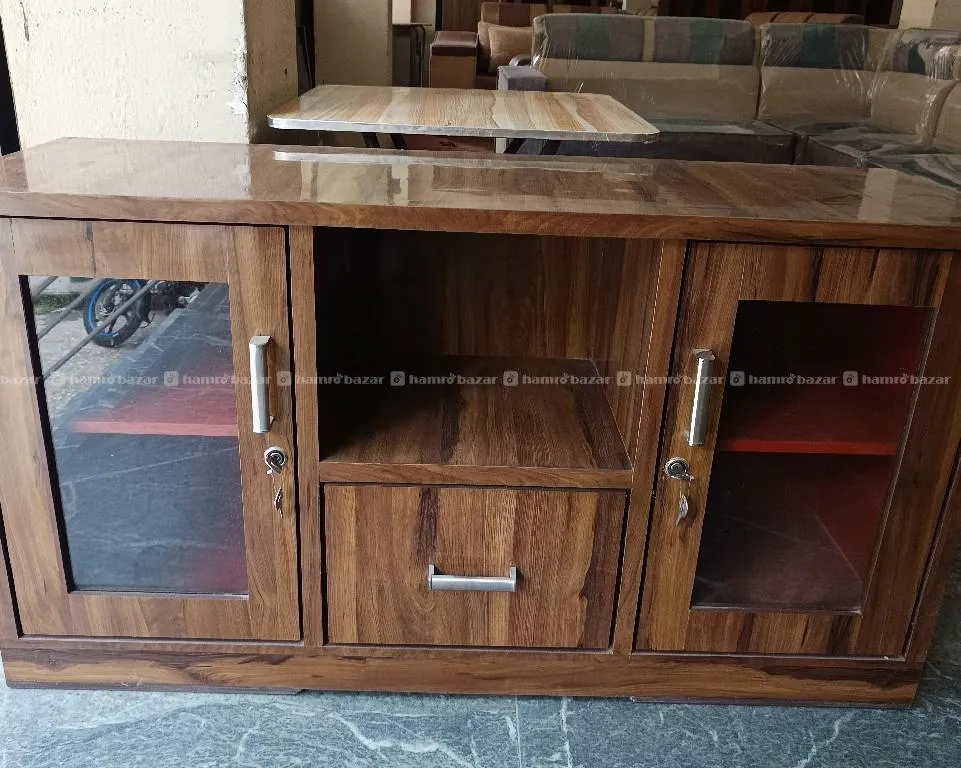Tv rack and showcase 1