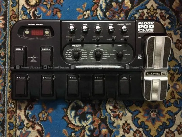 LINE6 FLOOR POD PLUS LINE 6 Floor-POD-Plus Guitar Multi Effects