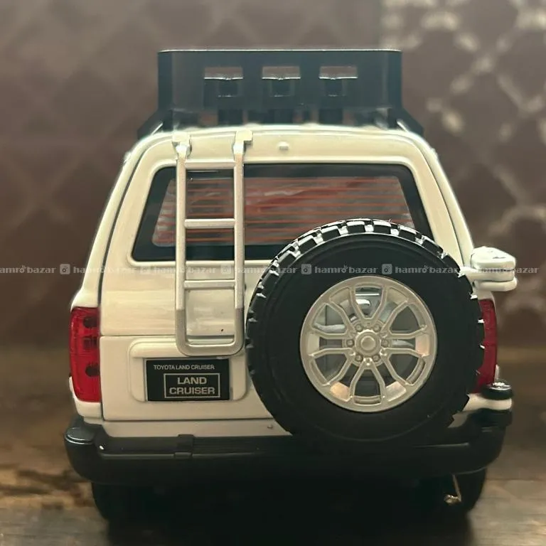 TOYOTA LAND CRUISER LC 80 DIECAST MODEL 6