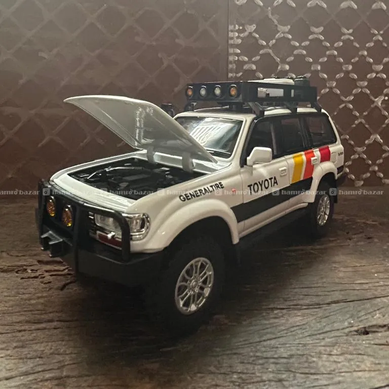 TOYOTA LAND CRUISER LC 80 DIECAST MODEL 2