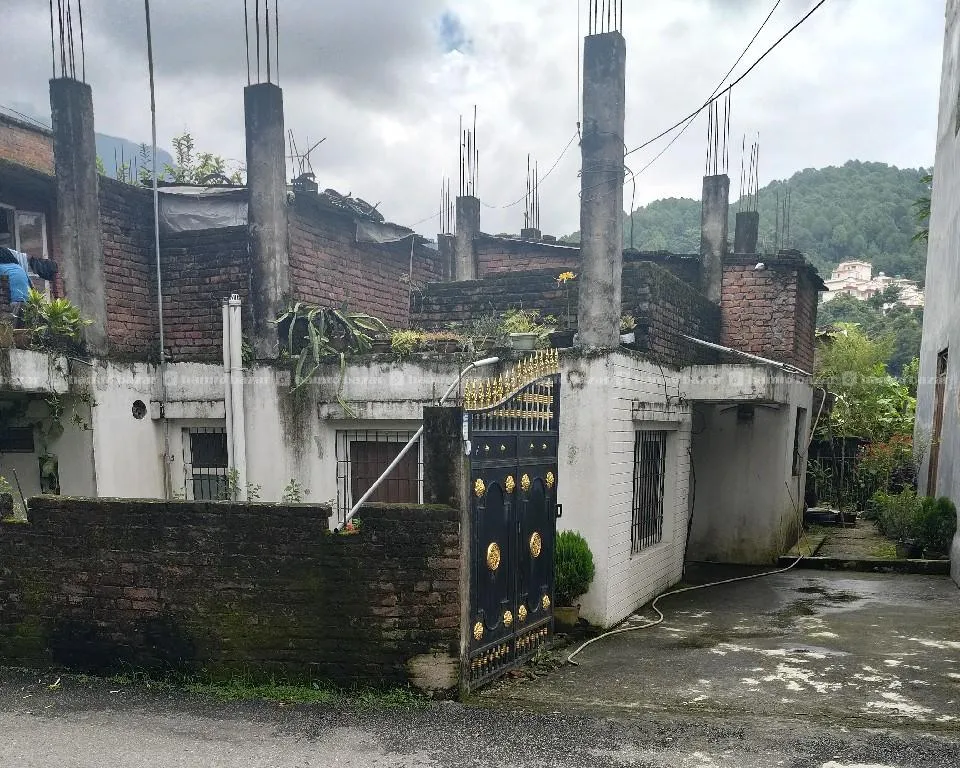 Property on sale, one storey resident house free 6