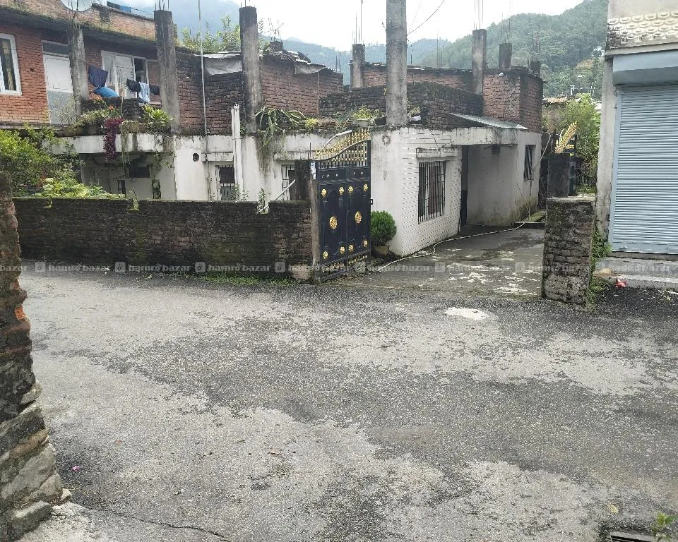 Property on sale, one storey resident house free 5