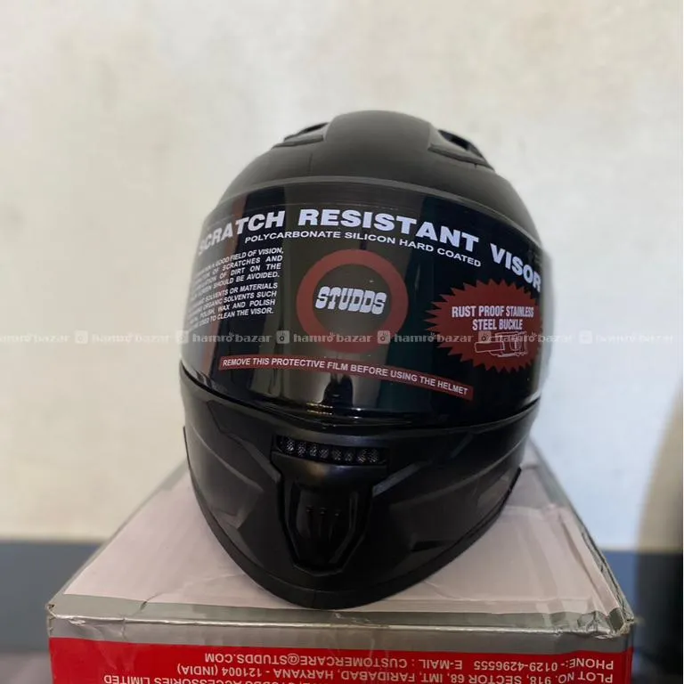 Studds Full Face Helmet 3