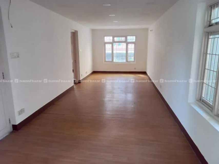 OFFICE SPACE FOR RENT WITH 3 ROOM & 1 HALL 1
