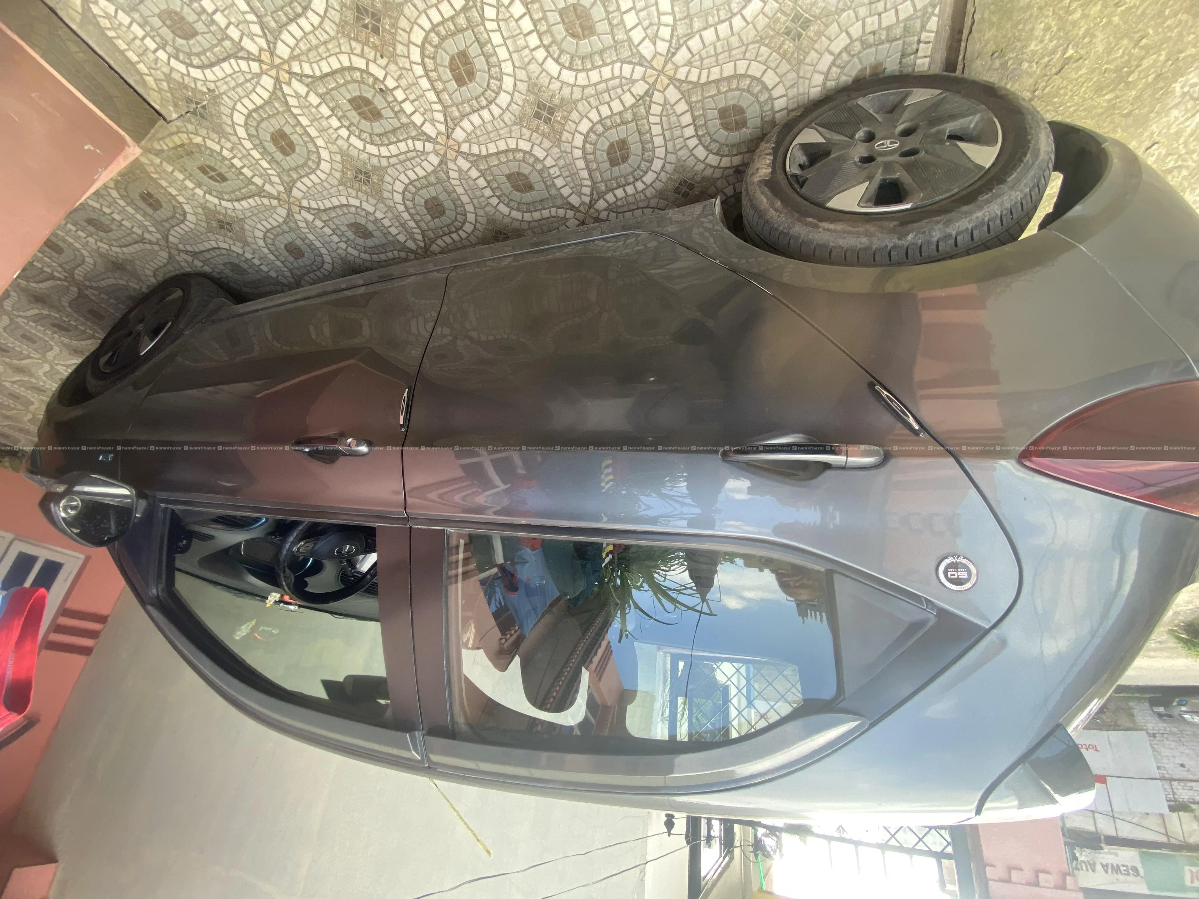 Car on rent with driver only 4,000/-    9851189186