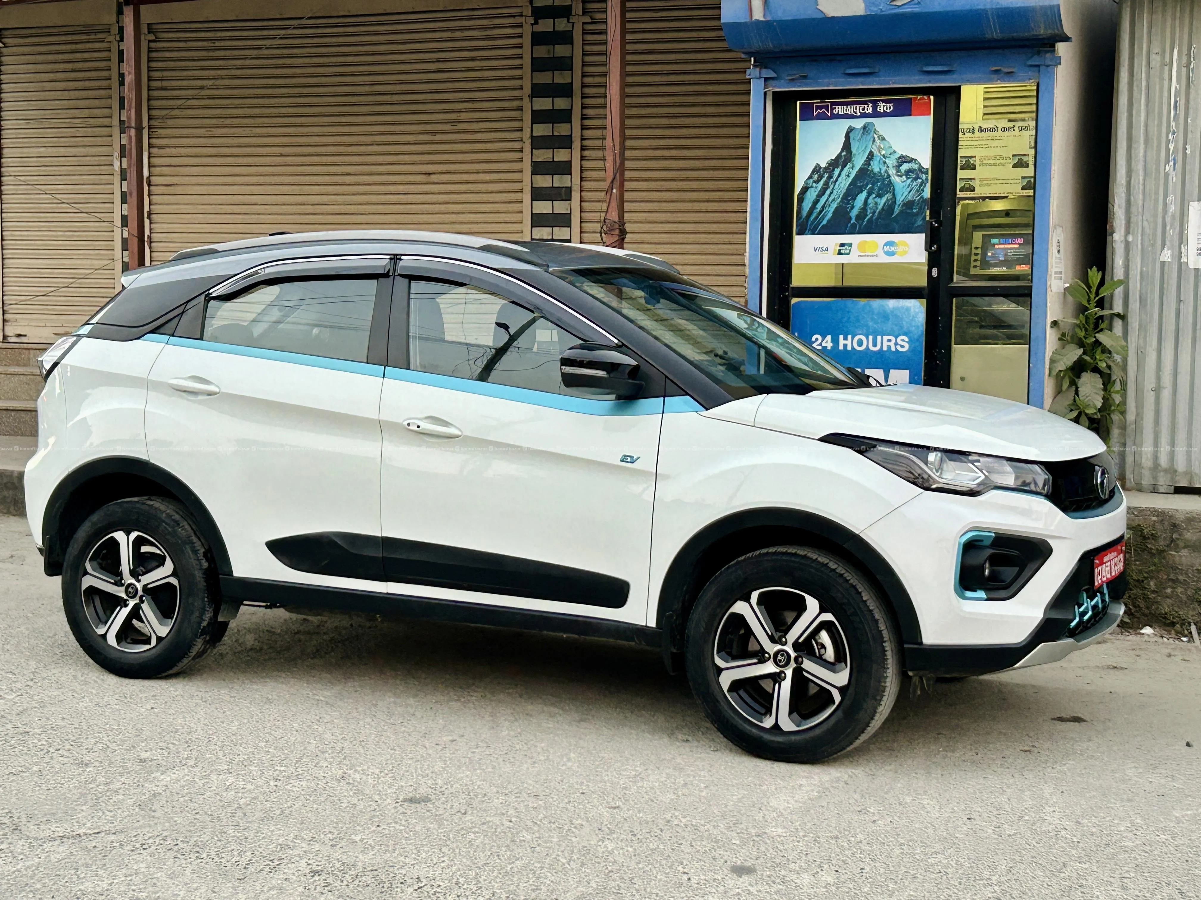 Tata nexon ev xz+ lux (2022) 31000 km with sunroof - Photo 1