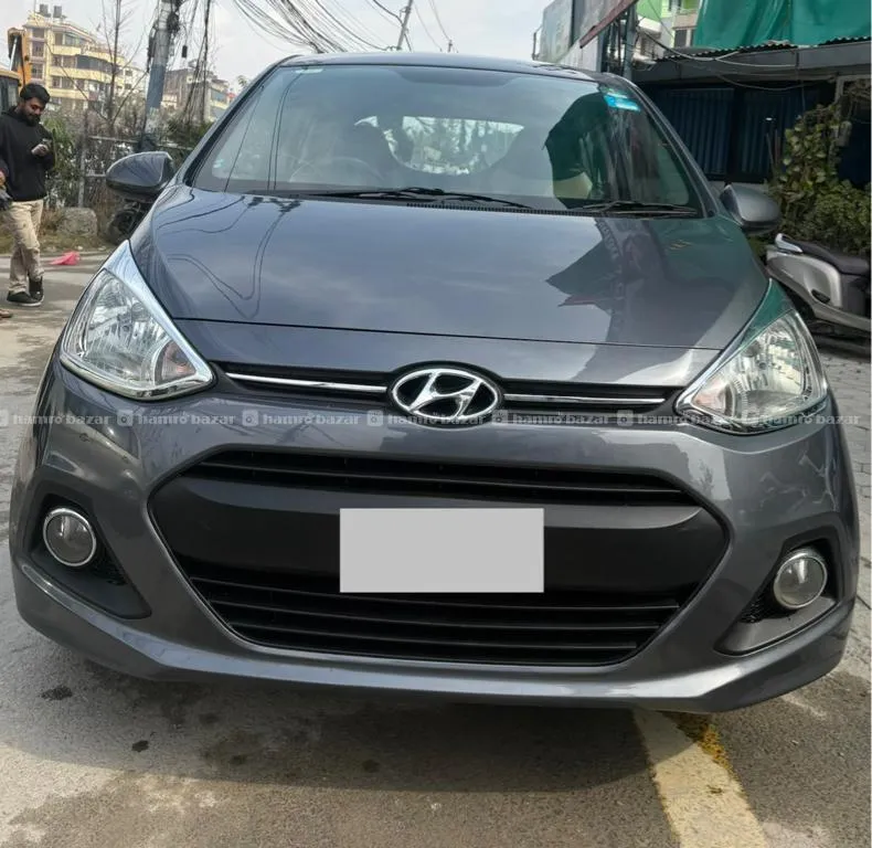 Single User Low Kilometer Running 2014 Grand I10