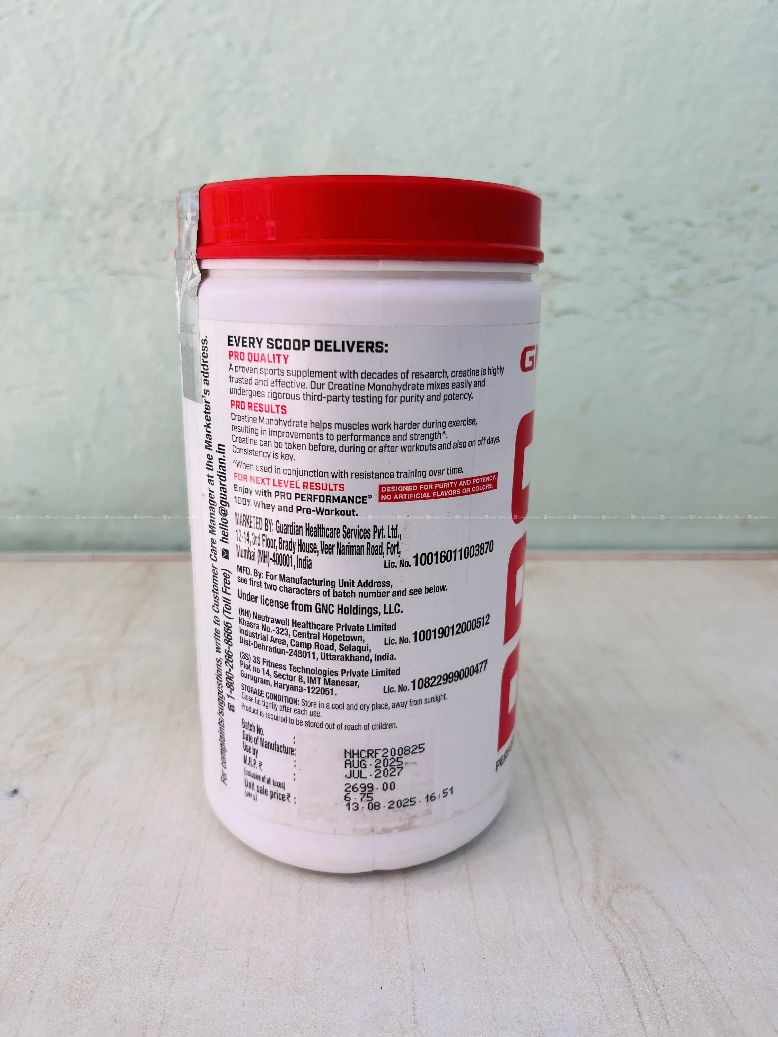 GNC Creatine Monohydrate Pro Performance Powder 2