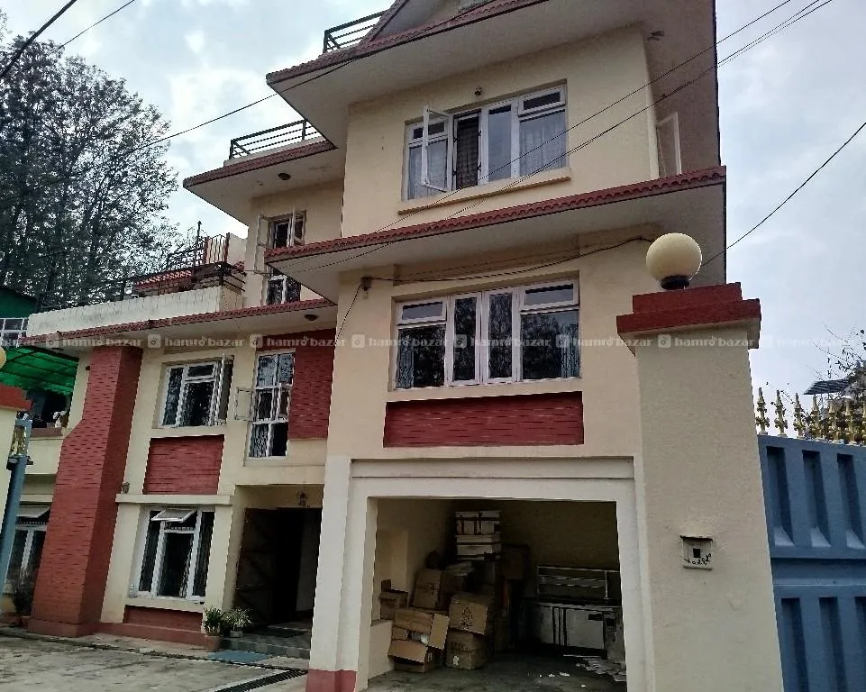 Semi furnished Bungalows on rent at At Baluwatar