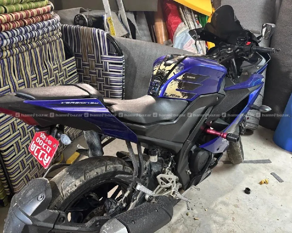 R15 V3 Single Hand Super Fresh Bike