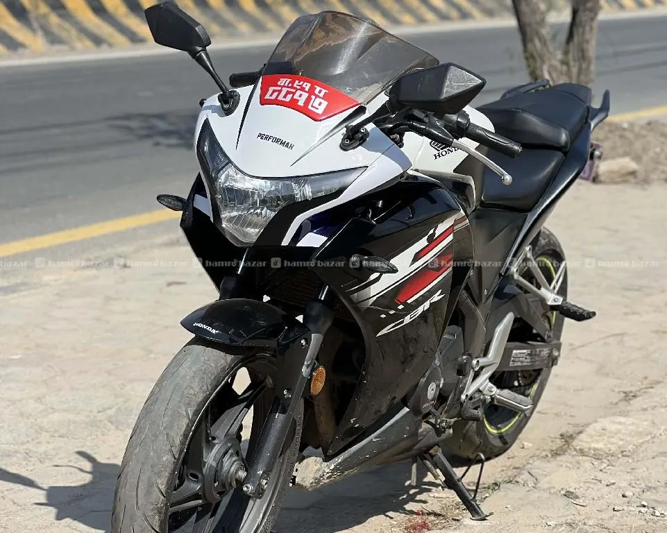 Honda Cbr 250 Fi ABS 91Lot 2017 Model fully loaded