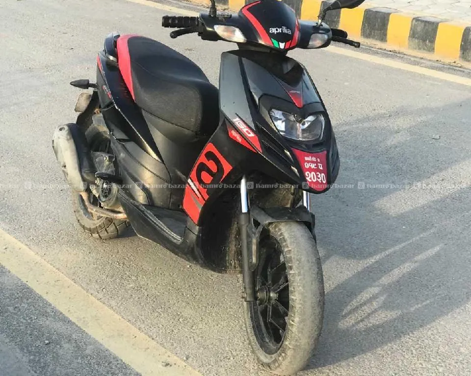 Aprilia 150 Sr - 119 Lot