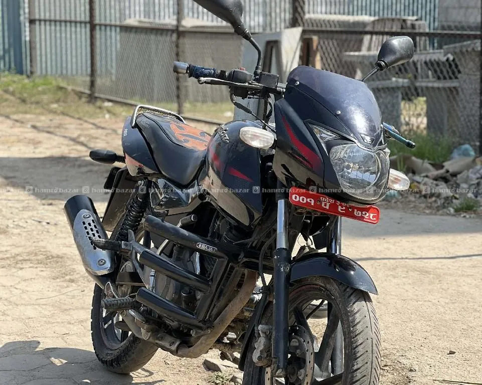 Bajaj pulsar 150 cc 101 lot 
2018model single hand