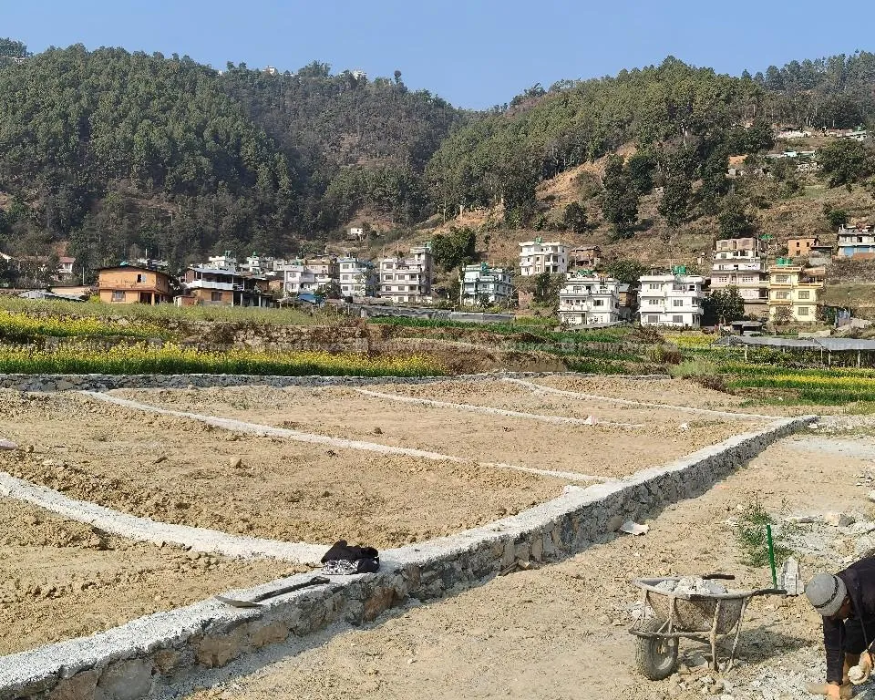 LAND ON SALE AT BISTACHAP