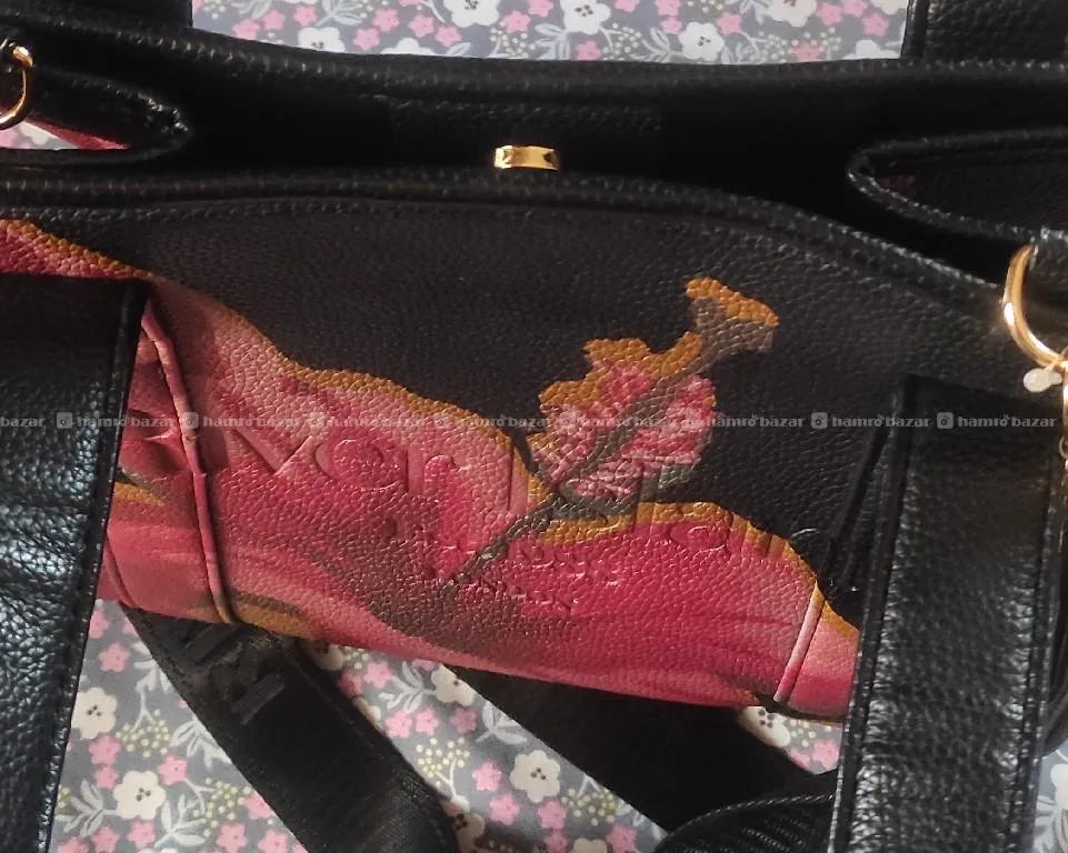 Ladies handbag...River island bran 5