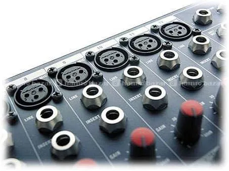 Soundcraft EPM8 High Perform8-channel Audio Mixer 3