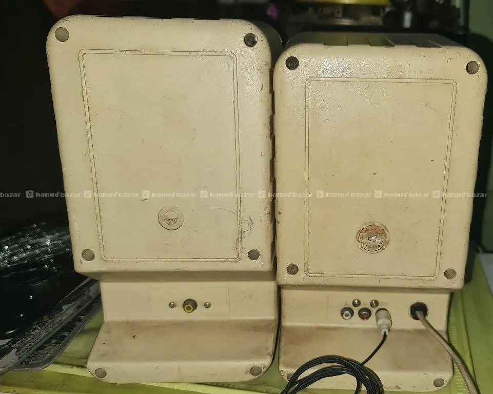 vintage compact audio monitor multimedia speaker 6