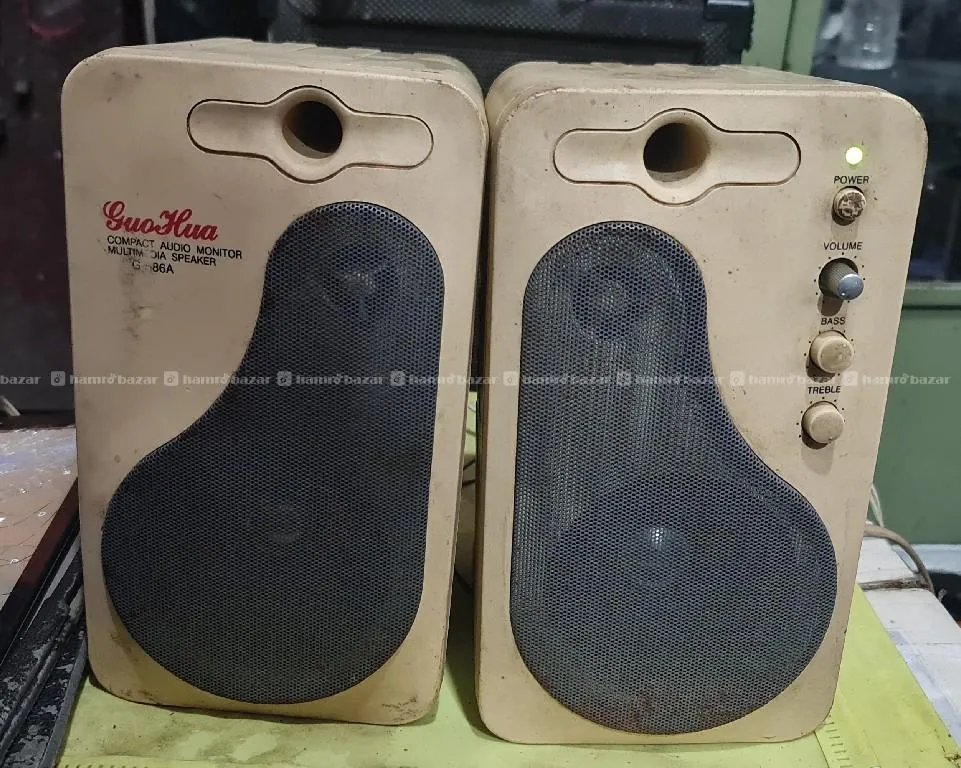 vintage compact audio monitor multimedia speaker 5
