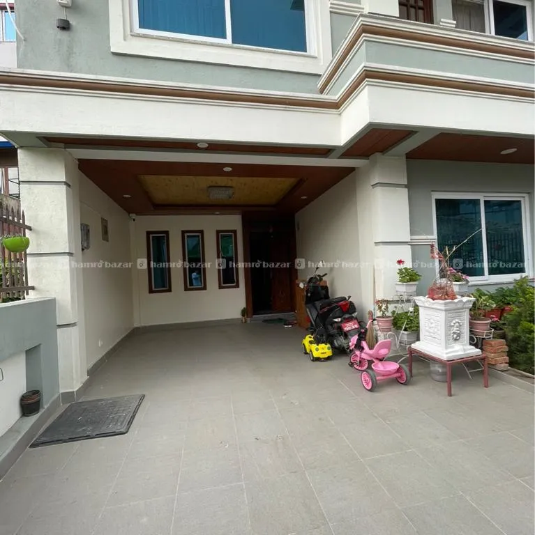 House for sell at Budhanilkantha 3