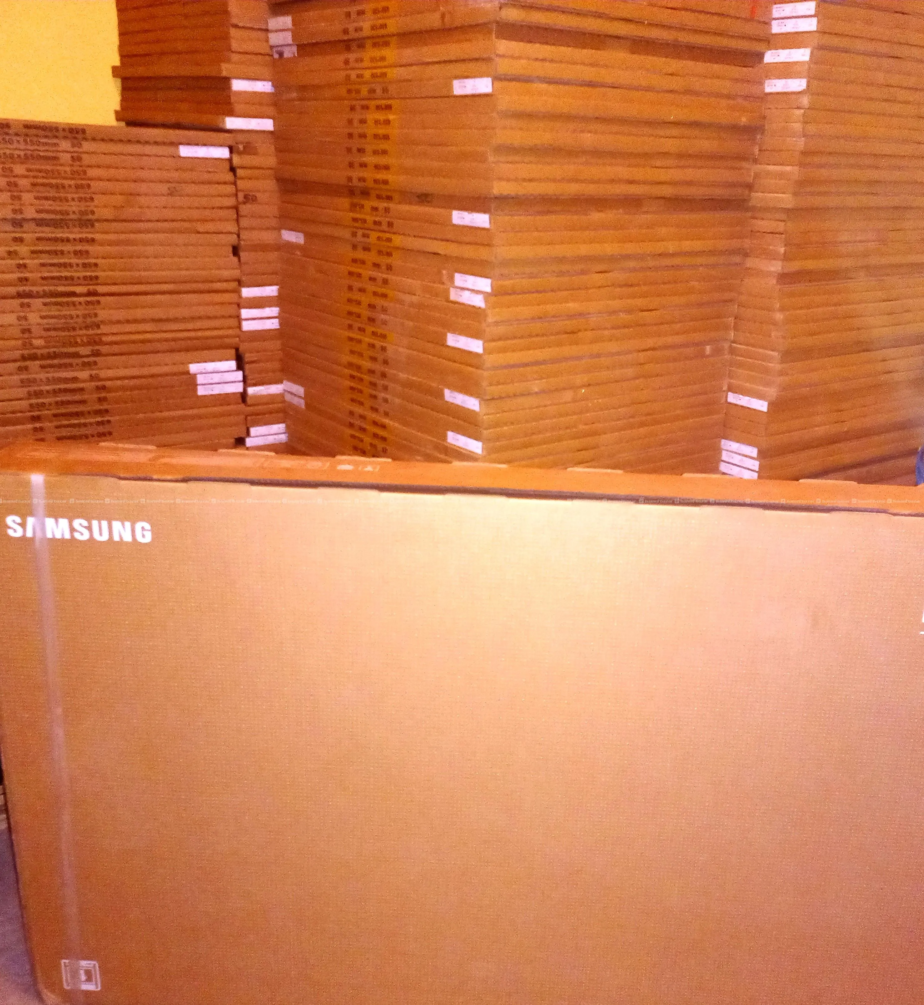 85 inch Q8F 4K QLED Samsung Vision AI TV 2