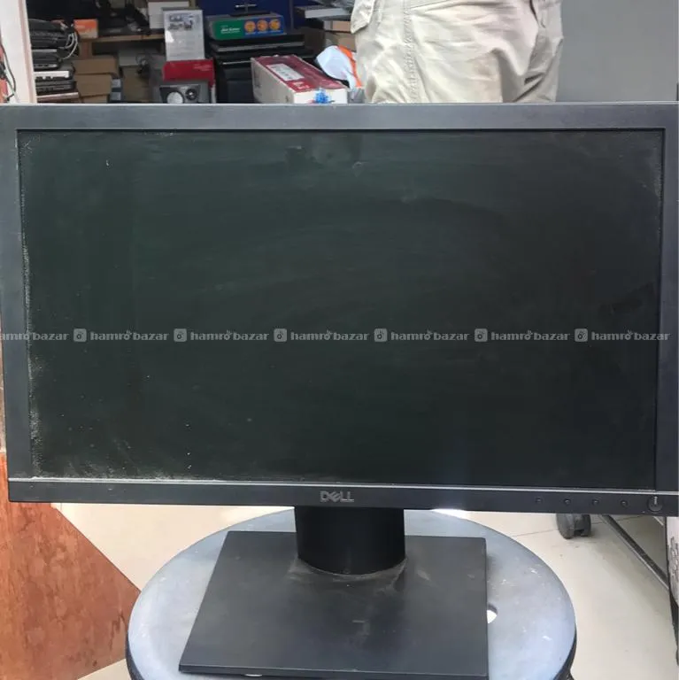 Dell Flat Panel Monitor-model E1920H 2