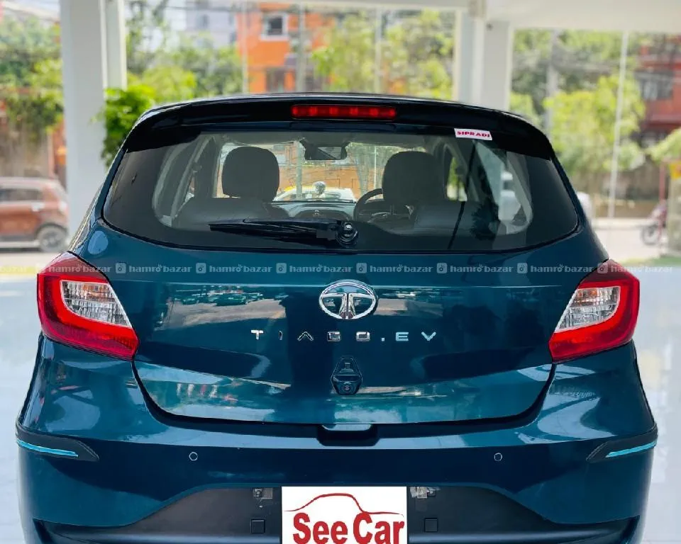 TATA Tiago EV LR Xz+ Tech SC 1
