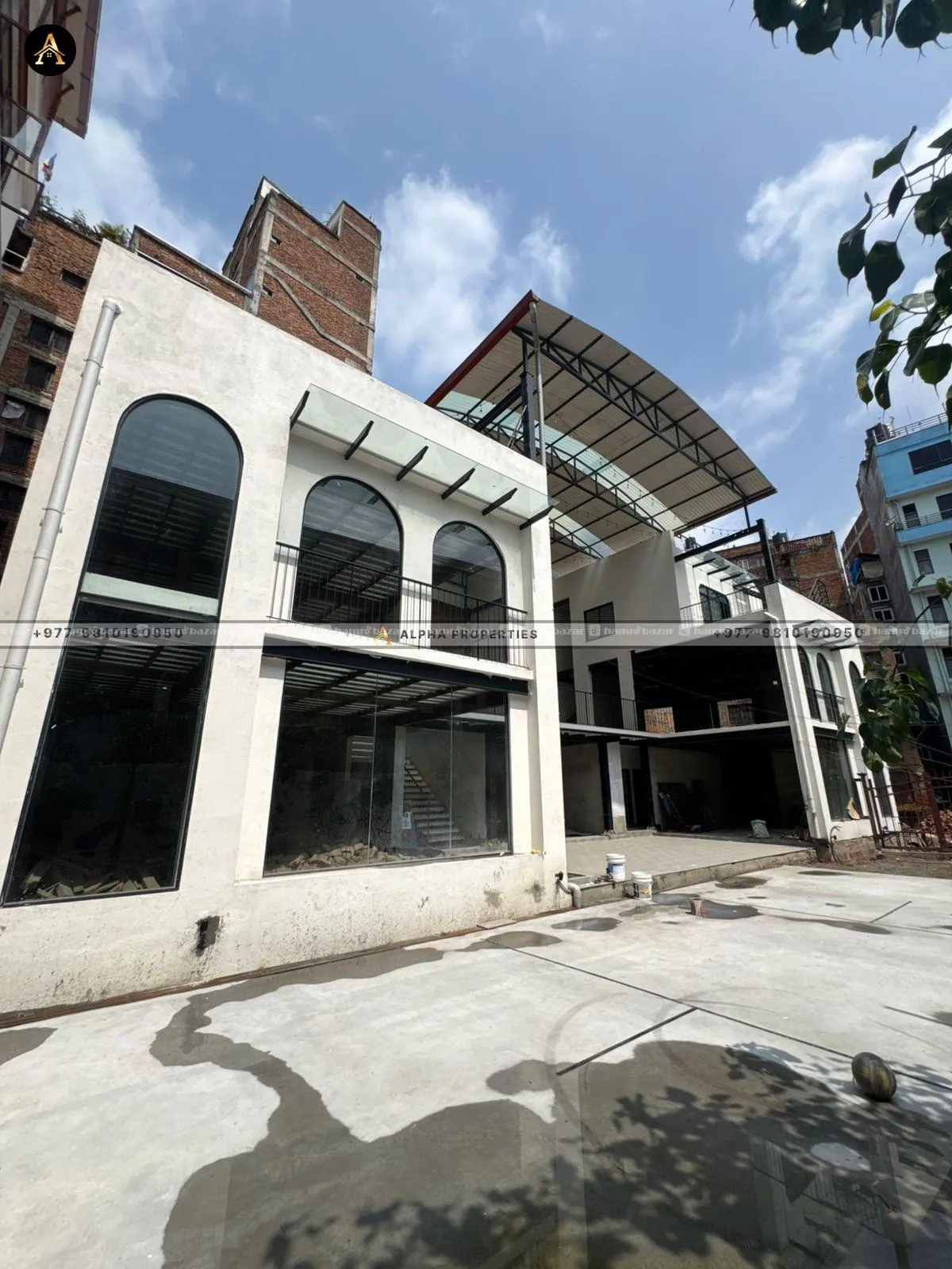 JAMAL | TOP FLOOR COMMERCIAL SPACE FOR RENT 8