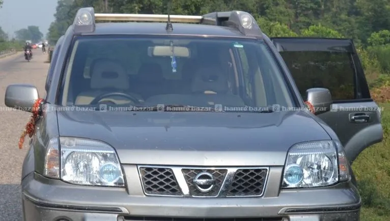 Nissan X-trail 4*4 Automatic SUV for rental 4