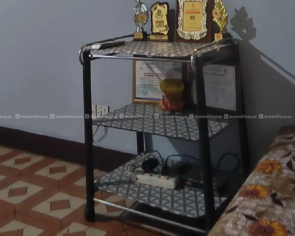 TV   konka 32 inch with TV table 5